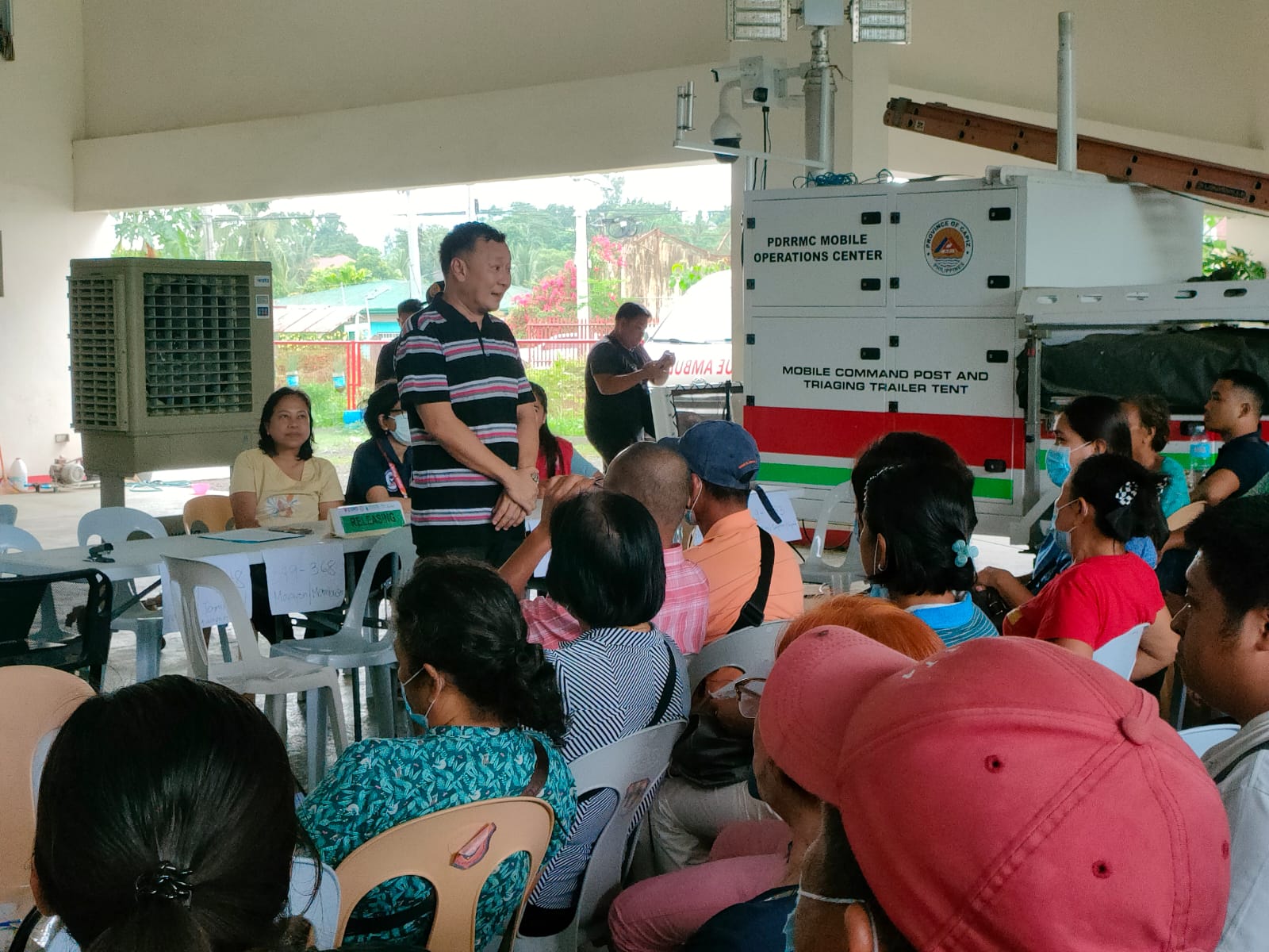 20 Roxas City Rice Retailers Receive Cash Assistance From DTI, DSWD ...