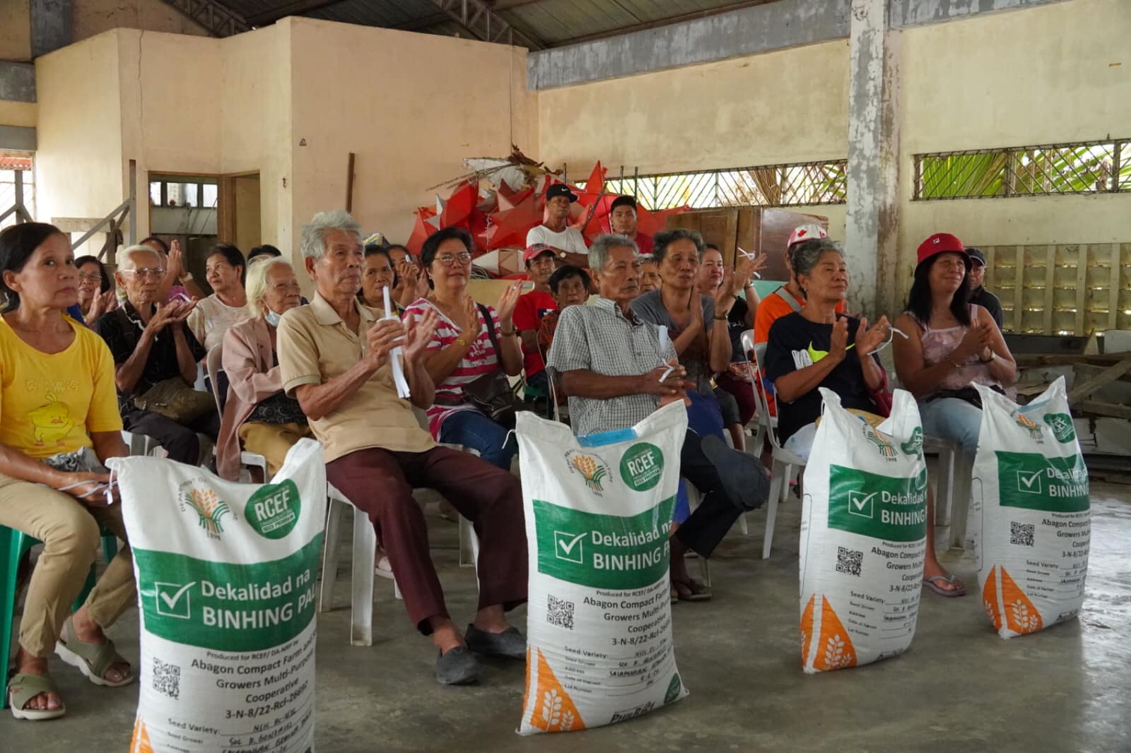 Certified Palay Seeds Distribution at Brgy. Dinginan, Liong, Cabugao ...